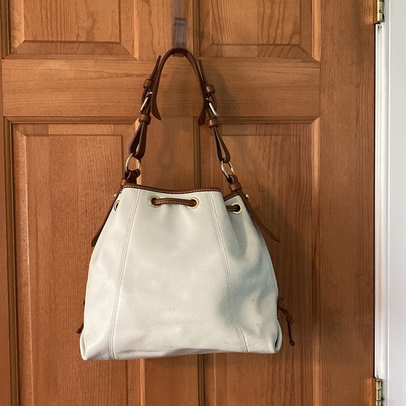 Dooney & Bourke White Leather Bucket Bag Purse - Picture 5 of 12